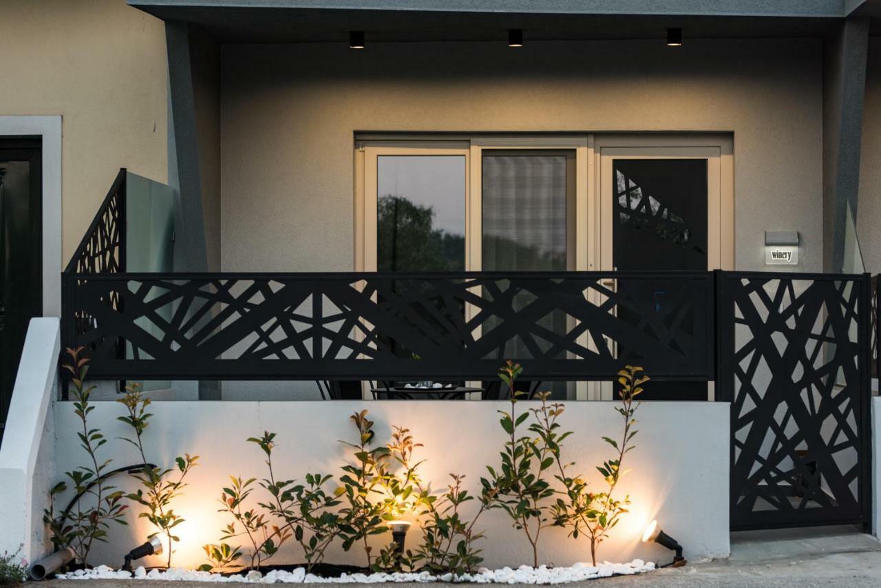 Oinoelia Luxury Suites & Residence بوتوس المظهر الخارجي الصورة