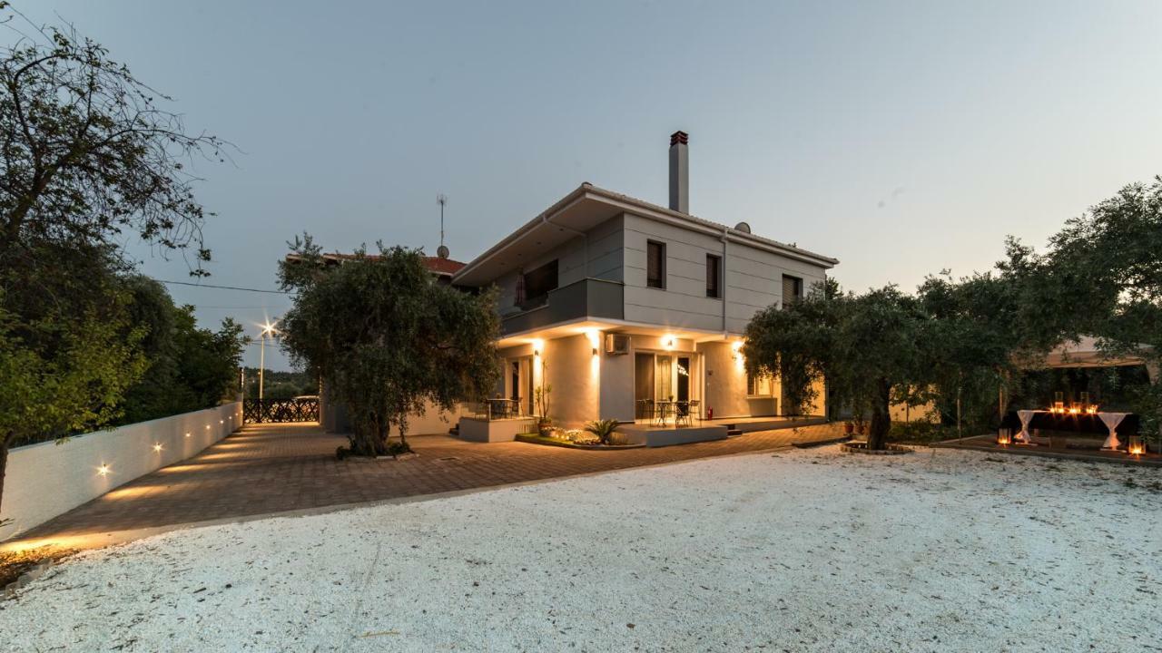 Oinoelia Luxury Suites & Residence بوتوس المظهر الخارجي الصورة